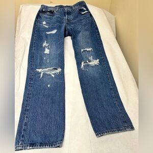 Levi's 501 Premium Blue High Rise Distressed Distressed Blue Jeans 🔹